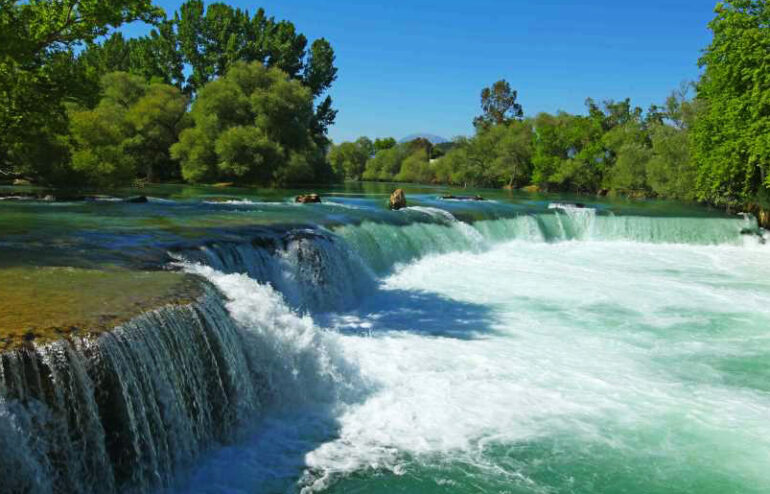 Antalya Manavgat 1 Antalya Manavgat’ta ev tadilatı yapan ustalar ve dış cephe mantolama işlemi