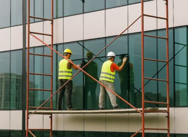 Yeni nesil ısıcam pencere montajı yapan usta